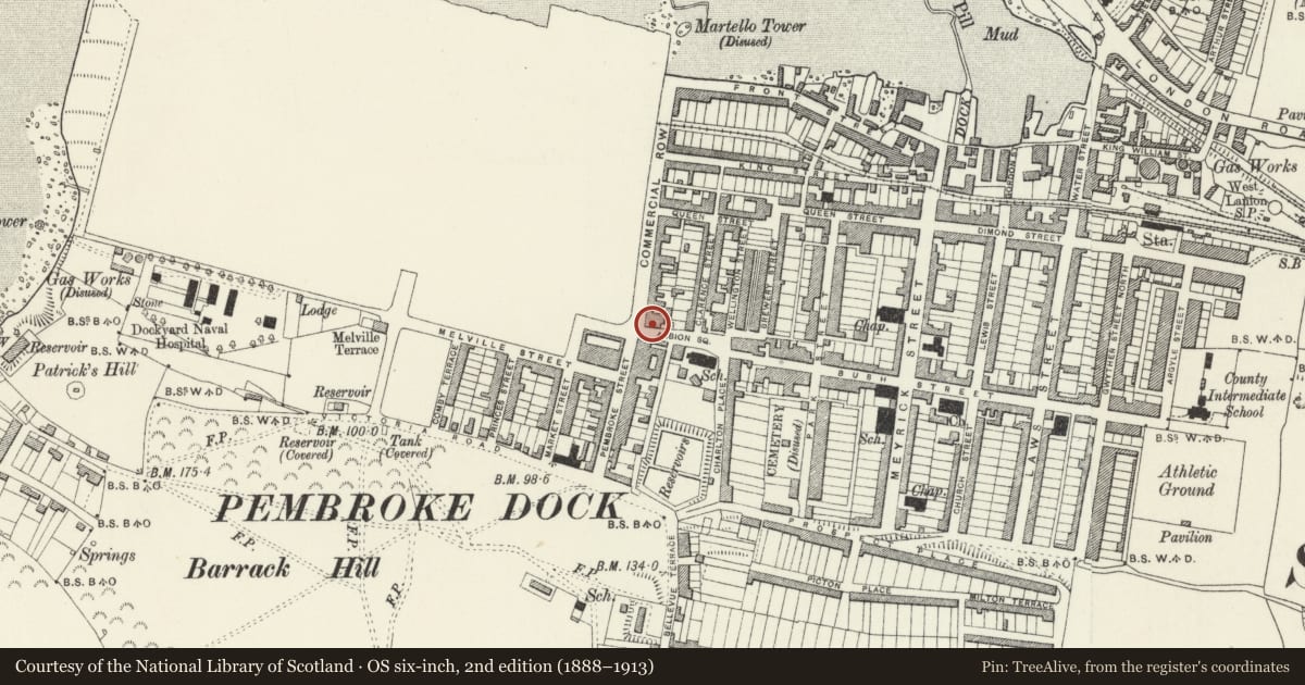 Ordnance Survey six-inch map, 2nd edition (1888–1913) covering the location of 28 Commercial Row, Pembroke Dock, Pembrokeshire, with a pin at the register's coordinates