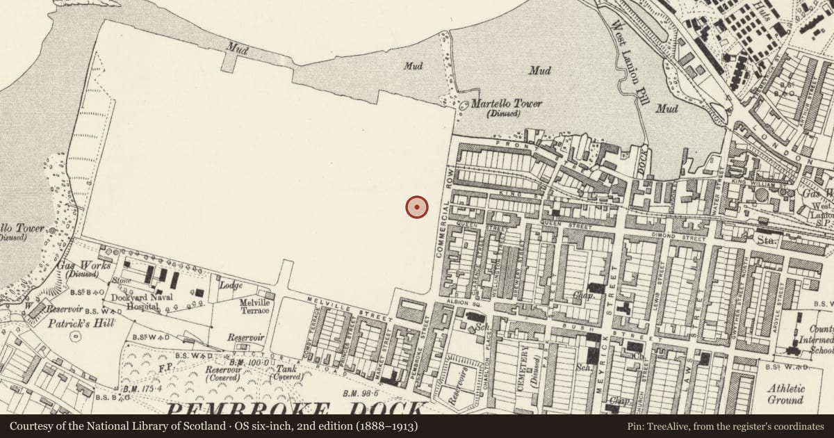 Ordnance Survey six-inch map, 2nd edition (1888–1913) covering the location of Hangar & Annexes, Pembroke Dock, Pembrokeshire, with a pin at the register's coordinates