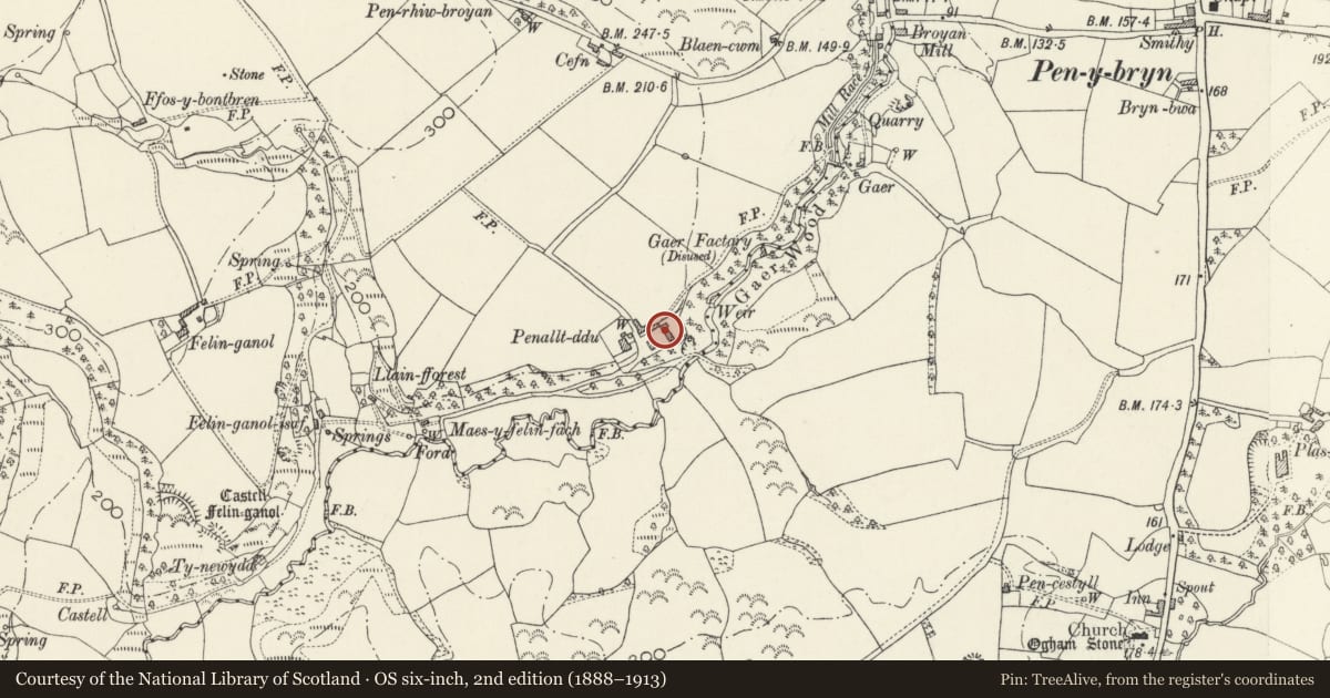 Ordnance Survey six-inch map, 2nd edition (1888–1913) covering the location of Outbuildings on E side of Farm Court at Penralltddu, Cilgerran, Pembrokeshire, with a pin at the register's coordinates