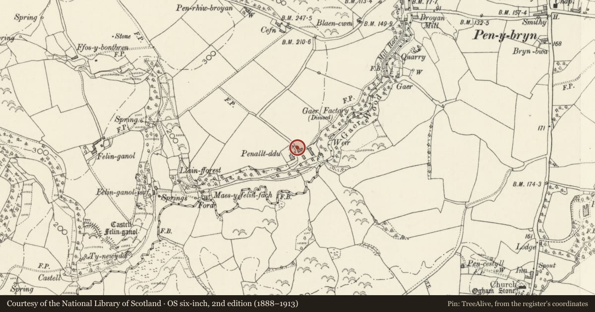 Ordnance Survey six-inch map, 2nd edition (1888–1913) covering the location of Outbuilding on E side of drive at Penralltddu, Cilgerran, Pembrokeshire, with a pin at the register's coordinates