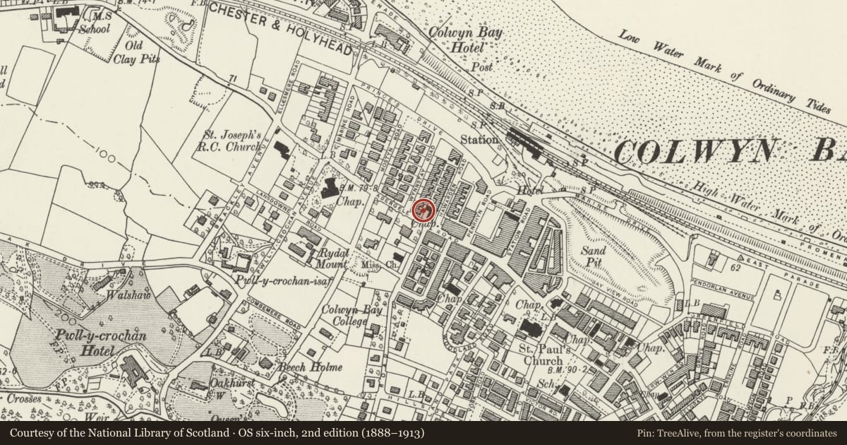 Ordnance Survey six-inch map, 2nd edition (1888–1913) covering the location of Royal Bank of Scotland, Colwyn Bay, Conwy, with a pin at the register's coordinates