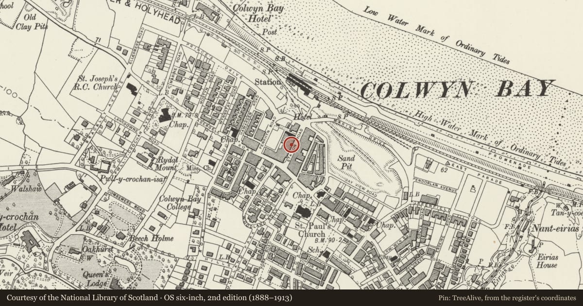 Ordnance Survey six-inch map, 2nd edition (1888–1913) covering the location of Queens Buildings and Liberties Bar (No. 5 of 9 buildings), Colwyn Bay, Conwy, with a pin at the register's coordinates