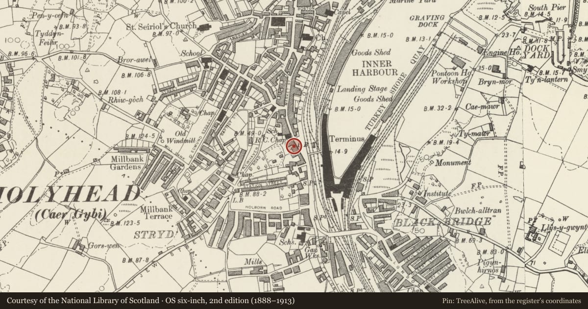 Ordnance Survey six-inch map, 2nd edition (1888–1913) covering the location of 4 Victoria Terrace, Holyhead, Isle of Anglesey, with a pin at the register's coordinates