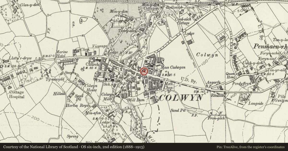 Ordnance Survey six-inch map, 2nd edition (1888–1913) covering the location of Midland Bank, Old Colwyn, Conwy, with a pin at the register's coordinates