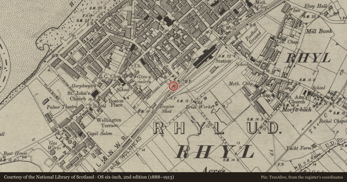 Ordnance Survey six-inch map, 2nd edition (1888–1913) covering the location of Rhyl No.2 Signal Box, Denbighshire, with a pin at the register's coordinates