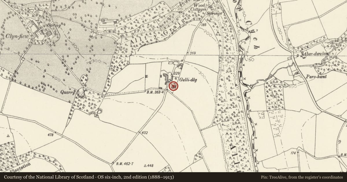 Ordnance Survey six-inch map, 2nd edition (1888–1913) covering the location of Gellideg, Manordeifi, Pembrokeshire, with a pin at the register's coordinates