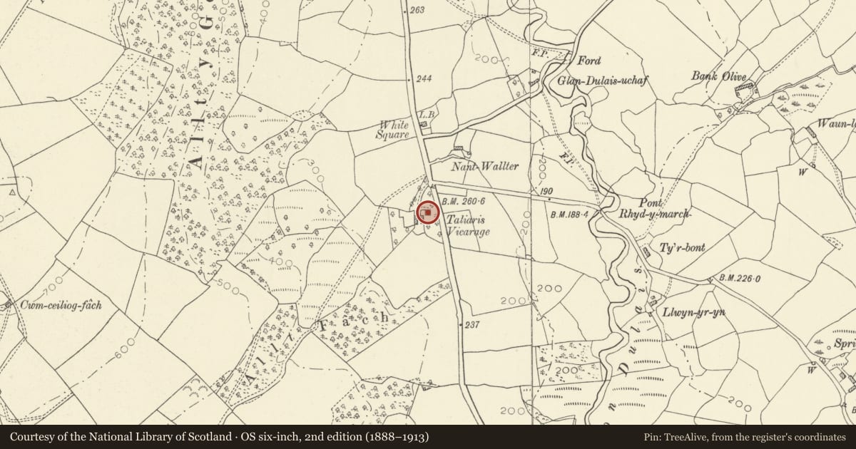 Ordnance Survey six-inch map, 2nd edition (1888–1913) covering the location of Garlands, Manordeilo and Salem, Carmarthenshire, with a pin at the register's coordinates