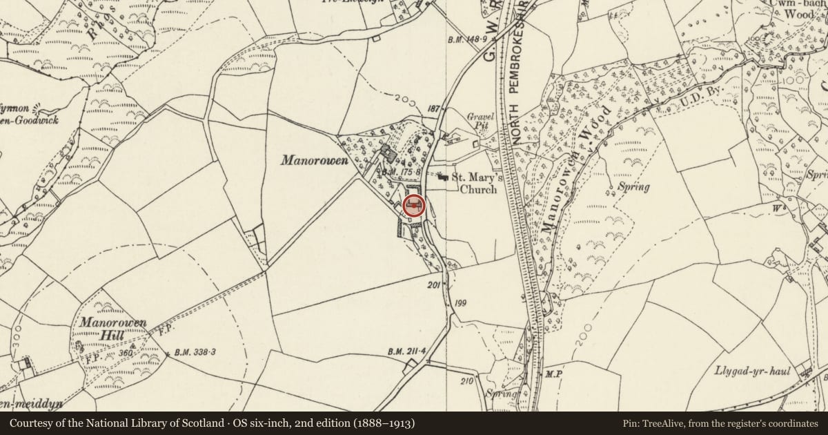 Ordnance Survey six-inch map, 2nd edition (1888–1913) covering the location of Home Farm Buildings Manorwen South Range, Scleddau, Pembrokeshire, with a pin at the register's coordinates