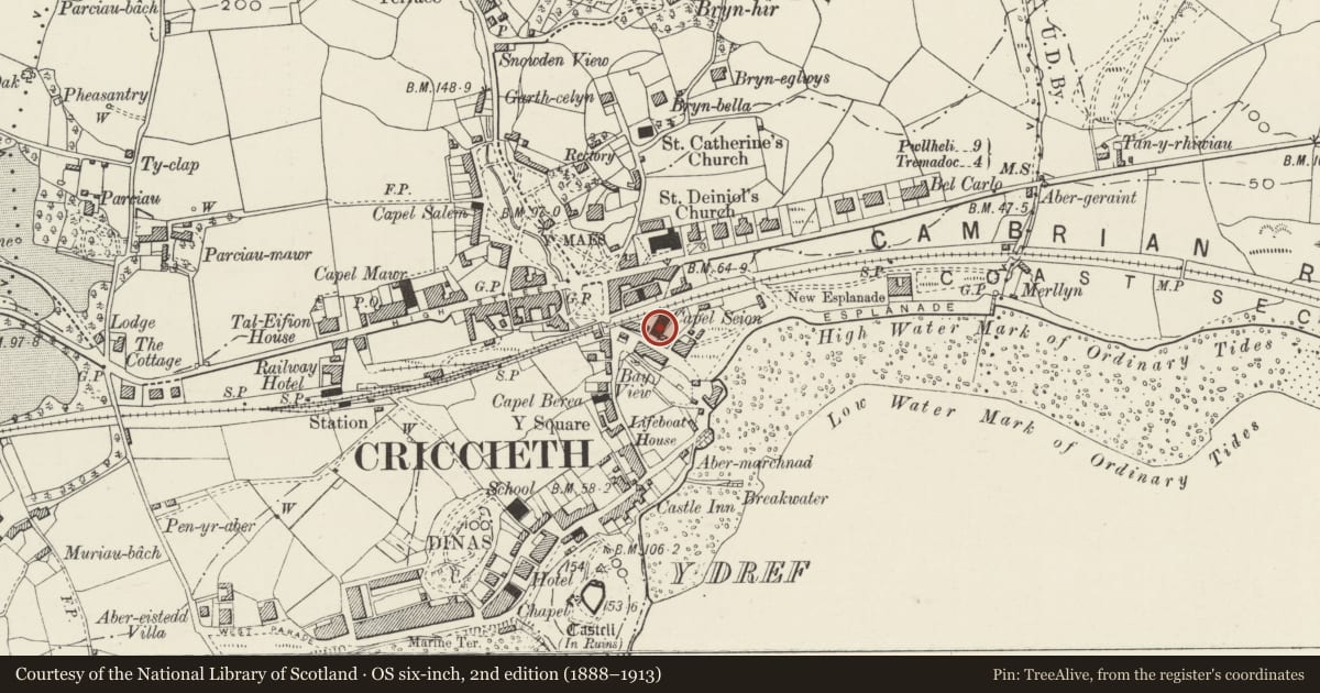 Ordnance Survey six-inch map, 2nd edition (1888–1913) covering the location of Capel y Traeth, Criccieth, Gwynedd, with a pin at the register's coordinates