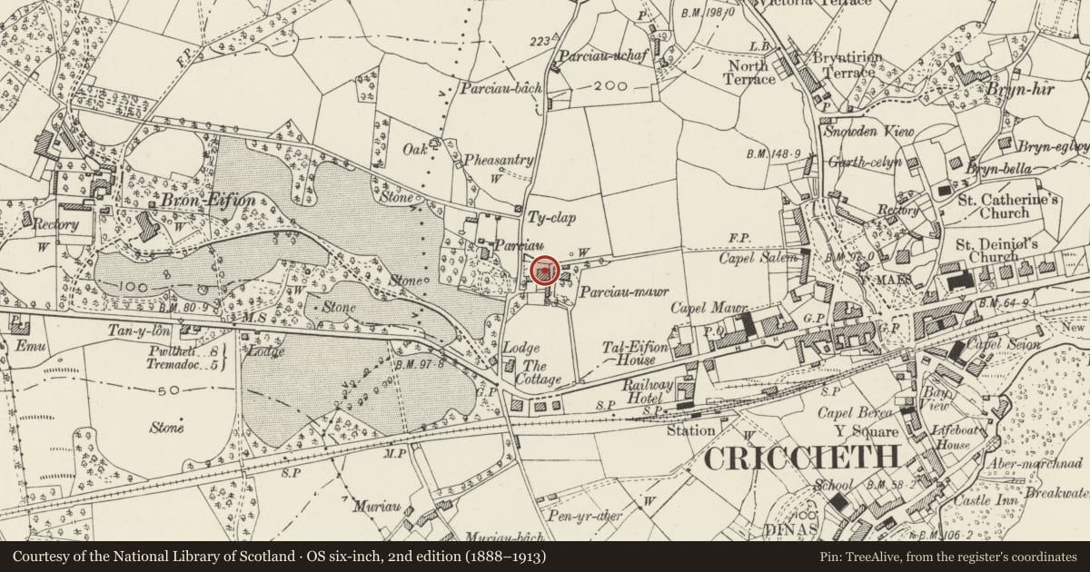 Ordnance Survey six-inch map, 2nd edition (1888–1913) covering the location of Former Haybarn at Parciau Mawr, Criccieth, Gwynedd, with a pin at the register's coordinates