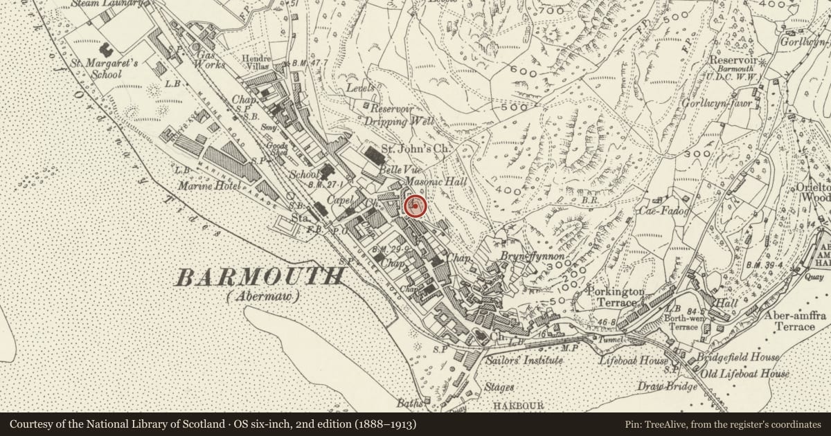 Ordnance Survey six-inch map, 2nd edition (1888–1913) covering the location of Tanyrallt, Barmouth, Gwynedd, with a pin at the register's coordinates