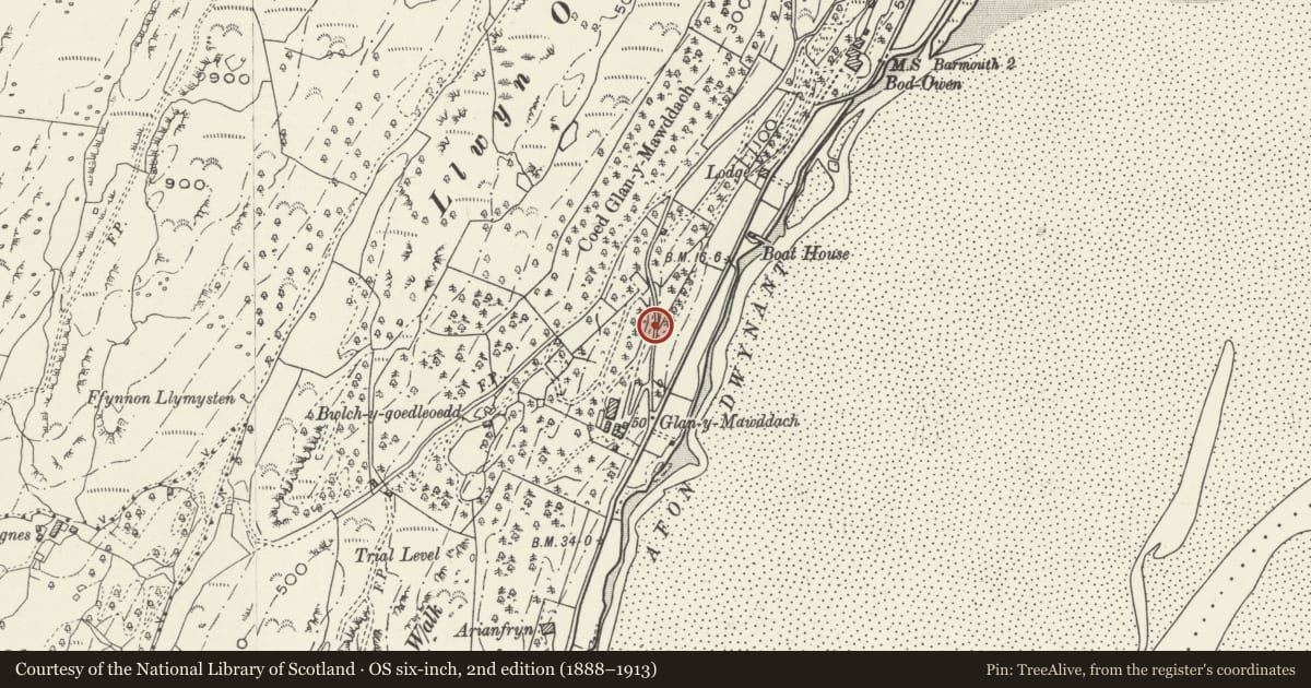Ordnance Survey six-inch map, 2nd edition (1888–1913) covering the location of Summerhouse at Glan-y-Mawddach, Barmouth, Gwynedd, with a pin at the register's coordinates