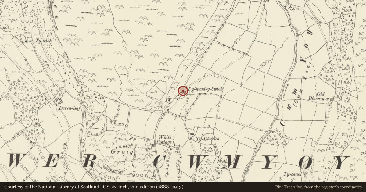 Ordnance Survey six-inch map, 2nd edition (1888–1913) covering the location of Stables at Ty-Hwnt-y-Bwlch Farm, Crucorney, Monmouthshire, with a pin at the register's coordinates