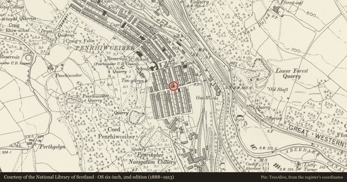 Ordnance Survey six-inch map, 2nd edition (1888–1913) covering the location of Former Penrhiwceiber Welfare Institute, Rhondda Cynon Taff, with a pin at the register's coordinates