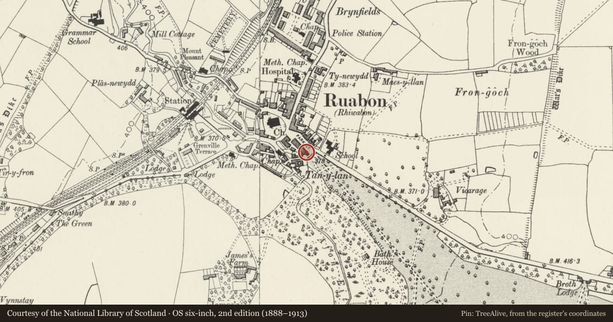 Ordnance Survey six-inch map, 2nd edition (1888–1913) covering the location of The Gate House (also known as Park/Gate Lodge), Ruabon, Wrexham, with a pin at the register's coordinates