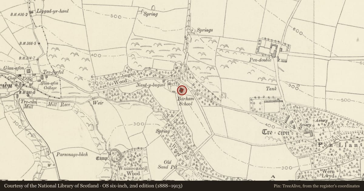 Ordnance Survey six-inch map, 2nd edition (1888–1913) covering the location of Barham Memorial School, Scleddau, Pembrokeshire, with a pin at the register's coordinates
