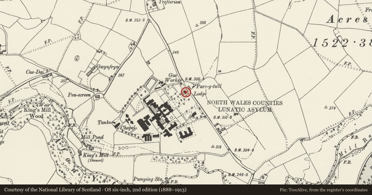 Ordnance Survey six-inch map, 2nd edition (1888–1913) covering the location of Lodge and Gatepiers at the Main Entrance to the North Wales Hospital, Denbigh, Denbighshire, with a pin at the register's coordinates