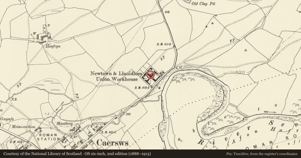 Ordnance Survey six-inch map, 2nd edition (1888–1913) covering the location of Llys Maldwyn Hospital, Caersws, Powys, with a pin at the register's coordinates