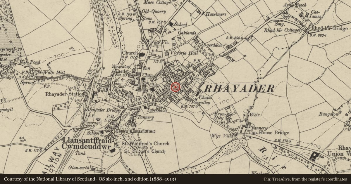 Ordnance Survey six-inch map, 2nd edition (1888–1913) covering the location of Former Tourist Information Centre, Rhayader, Powys, with a pin at the register's coordinates