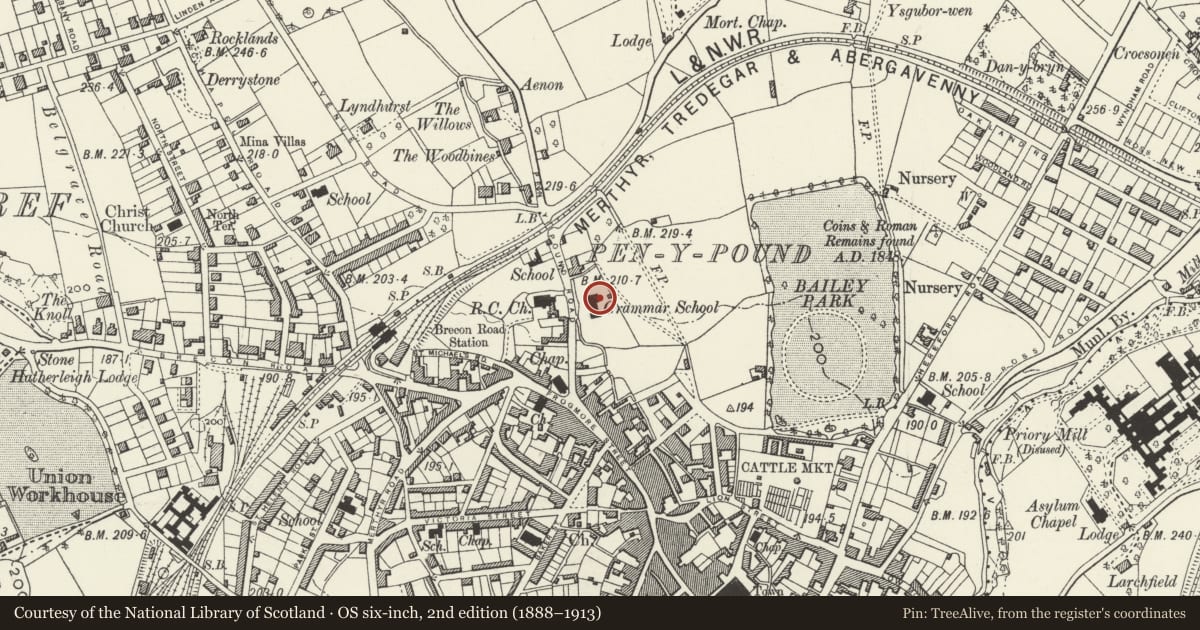 Ordnance Survey six-inch map, 2nd edition (1888–1913) covering the location of The Drama Centre (former King Henry VIII Grammar School), Abergavenny, Monmouthshire, with a pin at the register's coordinates