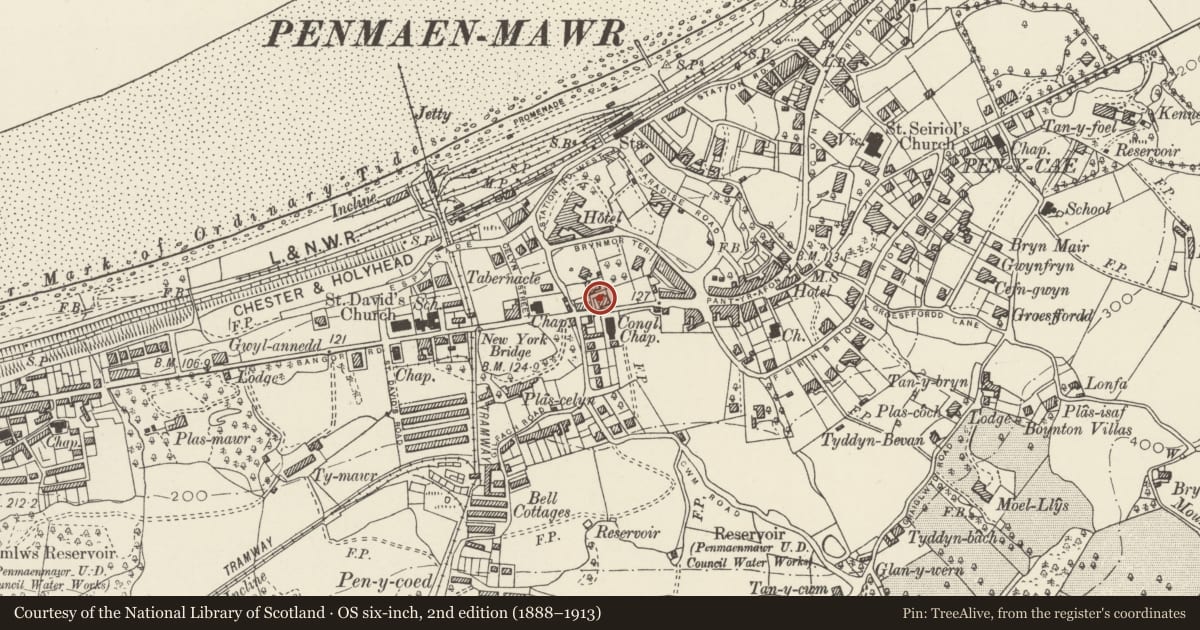 Ordnance Survey six-inch map, 2nd edition (1888–1913) covering the location of Brynmor Cottage, Penmaenmawr, Conwy, with a pin at the register's coordinates