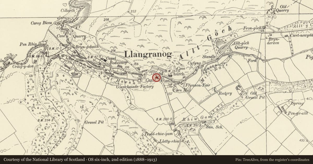 Ordnance Survey six-inch map, 2nd edition (1888–1913) covering the location of Bancfelin Chapel, Llangrannog, Ceredigion, with a pin at the register's coordinates