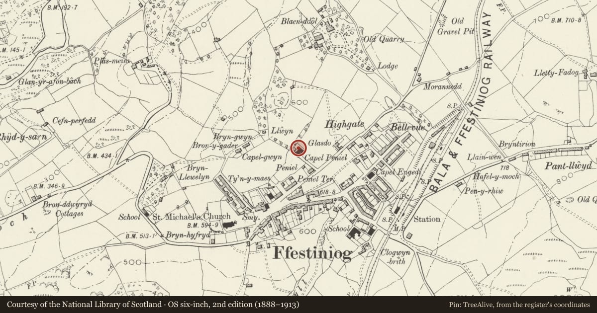 Ordnance Survey six-inch map, 2nd edition (1888–1913) covering the location of Peniel Chapel (including hall addition to rear), Ffestiniog, Gwynedd, with a pin at the register's coordinates