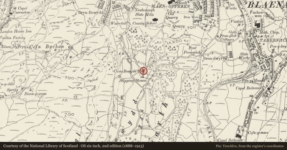 Ordnance Survey six-inch map, 2nd edition (1888–1913) covering the location of Cwm Bowydd Farmhouse, Ffestiniog, Gwynedd, with a pin at the register's coordinates