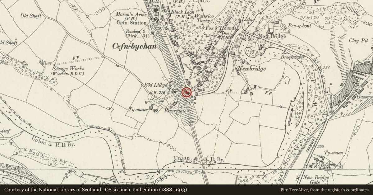 Ordnance Survey six-inch map, 2nd edition (1888–1913) covering the location of Cefn Bychan Baptist Chapel, Wrexham, with a pin at the register's coordinates