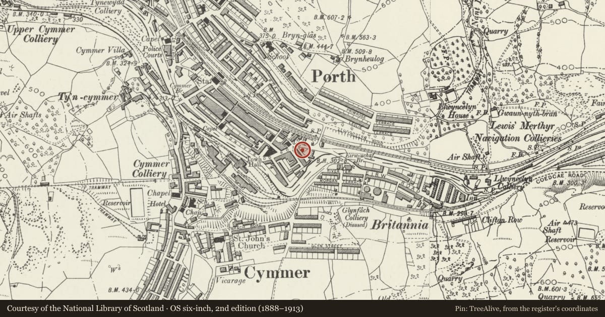 Ordnance Survey six-inch map, 2nd edition (1888–1913) covering the location of Public Library, Porth, Rhondda Cynon Taff, with a pin at the register's coordinates
