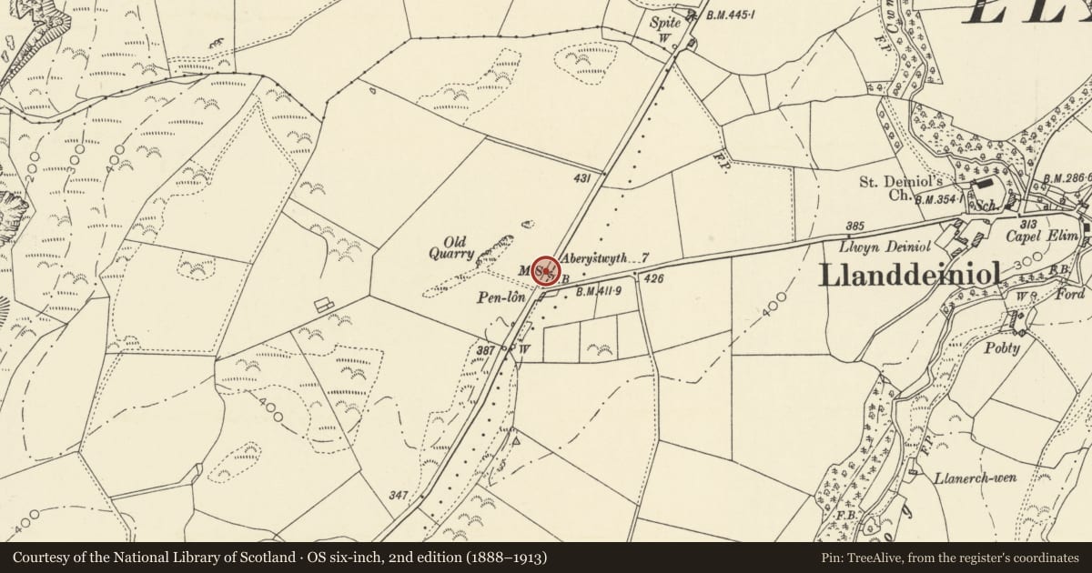 Ordnance Survey six-inch map, 2nd edition (1888–1913) covering the location of Milestone on A 487, Llanrhystyd, Ceredigion, with a pin at the register's coordinates