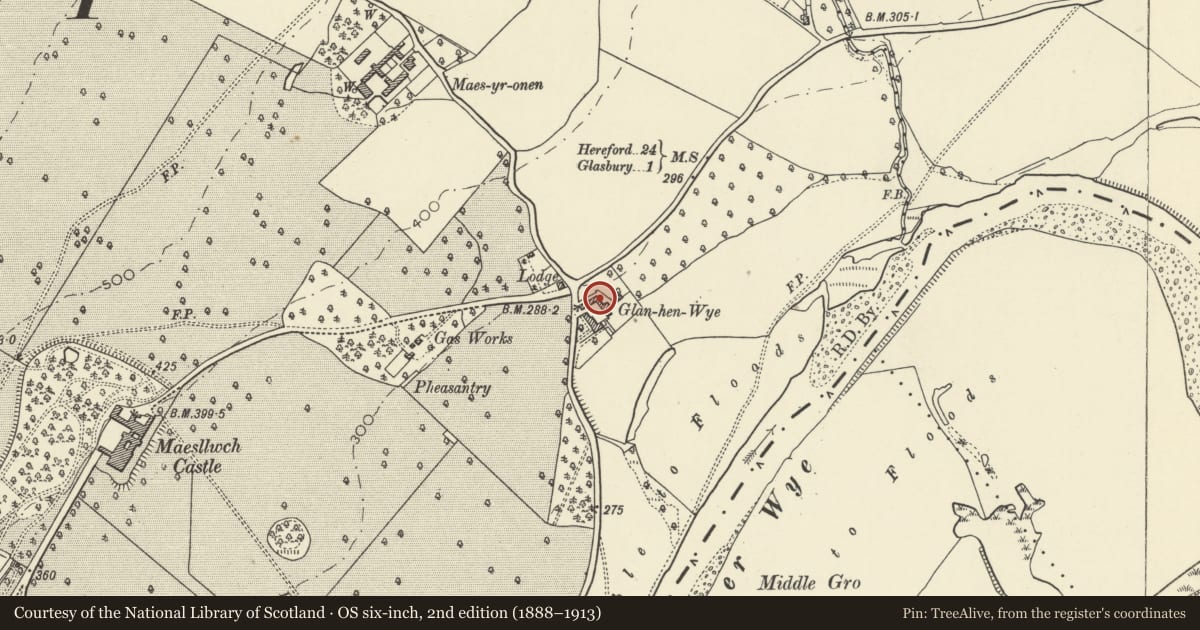 Ordnance Survey six-inch map, 2nd edition (1888–1913) covering the location of Stables and Coachhouse at Glan Hen Wye, Glasbury, Powys, with a pin at the register's coordinates