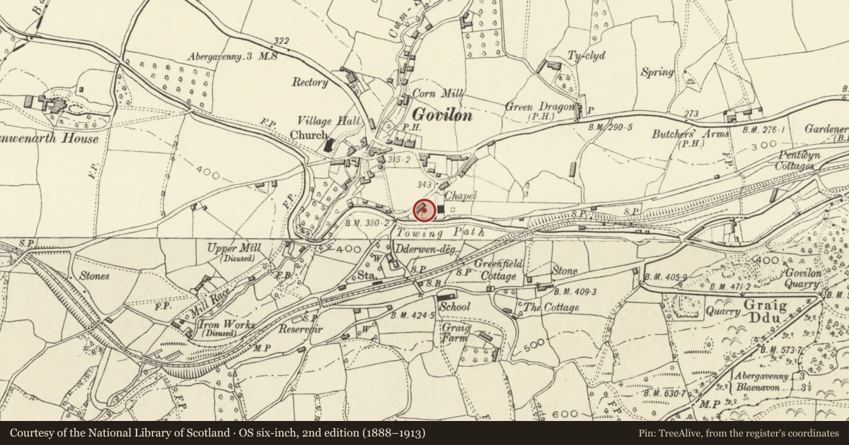 Ordnance Survey six-inch map, 2nd edition (1888–1913) covering the location of Chapel Cottages No 3, Llanfoist Fawr, Monmouthshire, with a pin at the register's coordinates