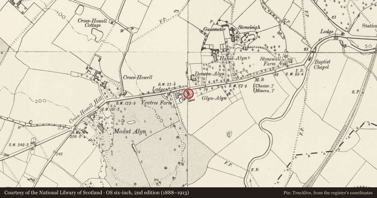 Ordnance Survey six-inch map, 2nd edition (1888–1913) covering the location of 2 Yew Tree Cottages, Rossett, Wrexham, with a pin at the register's coordinates