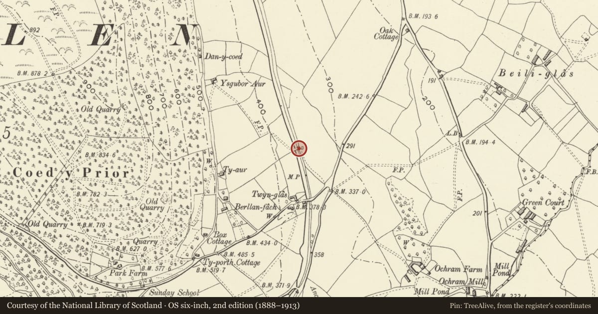 Ordnance Survey six-inch map, 2nd edition (1888–1913) covering the location of Barn Bridge ( Canal Bridge no 89 ), Llanfoist Fawr, Monmouthshire, with a pin at the register's coordinates