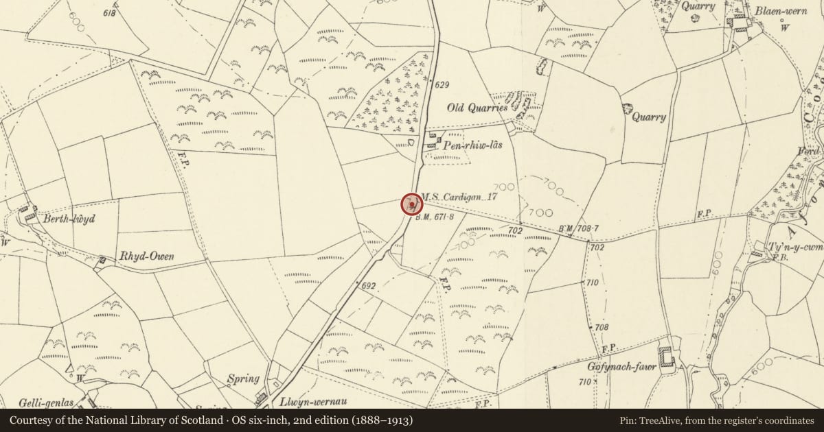 Ordnance Survey six-inch map, 2nd edition (1888–1913) covering the location of Milestone S of Penrhiwlas, Llanarth, Ceredigion, with a pin at the register's coordinates