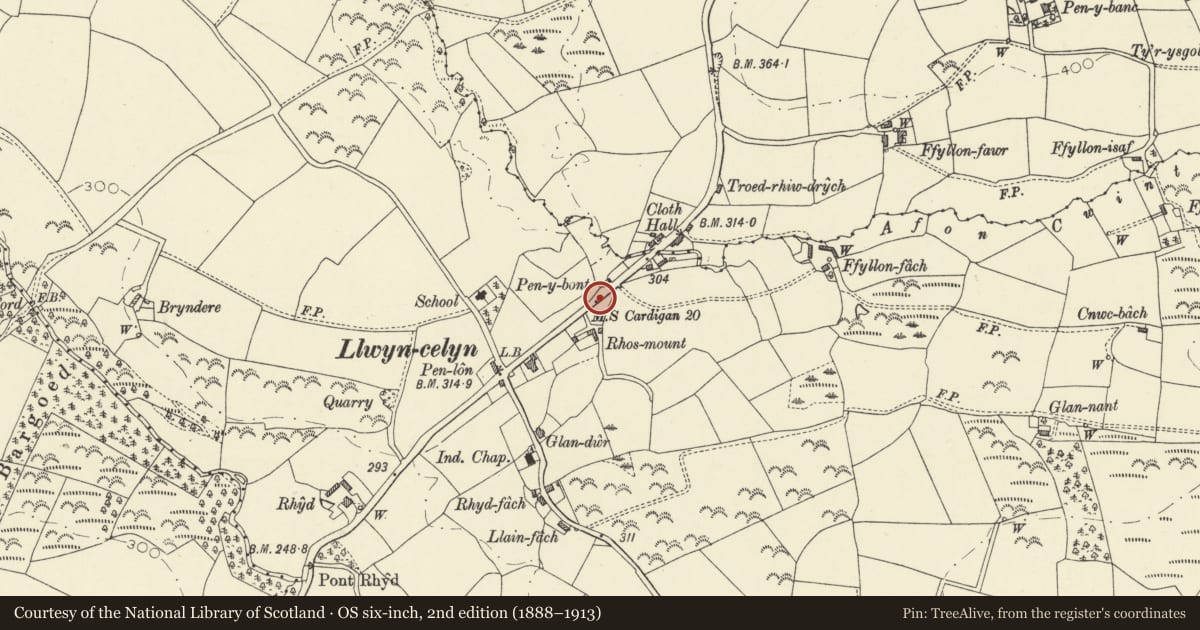 Ordnance Survey six-inch map, 2nd edition (1888–1913) covering the location of Milestone on A487 at Llwyncelyn, Henfynyw, Ceredigion, with a pin at the register's coordinates