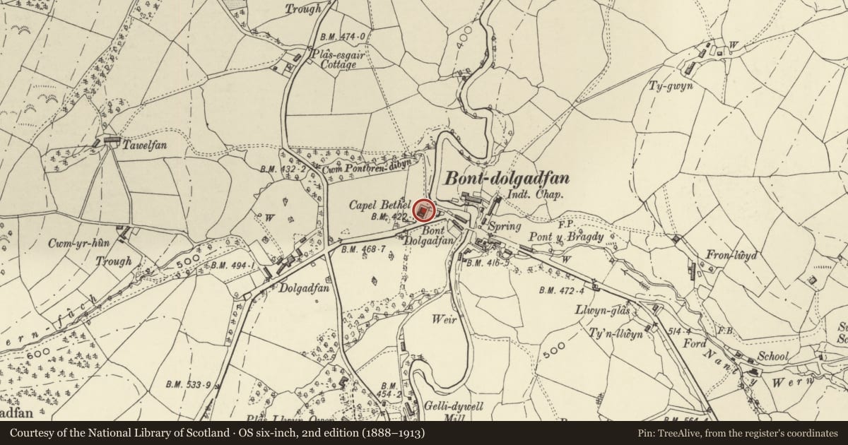 Ordnance Survey six-inch map, 2nd edition (1888–1913) covering the location of Bethel Chapel and Forecourt Railings, Llanbrynmair, Powys, with a pin at the register's coordinates