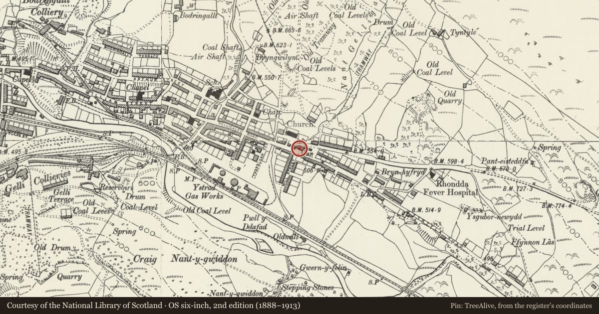 Ordnance Survey six-inch map, 2nd edition (1888–1913) covering the location of The Star PH, Ystrad, Rhondda Cynon Taff, with a pin at the register's coordinates