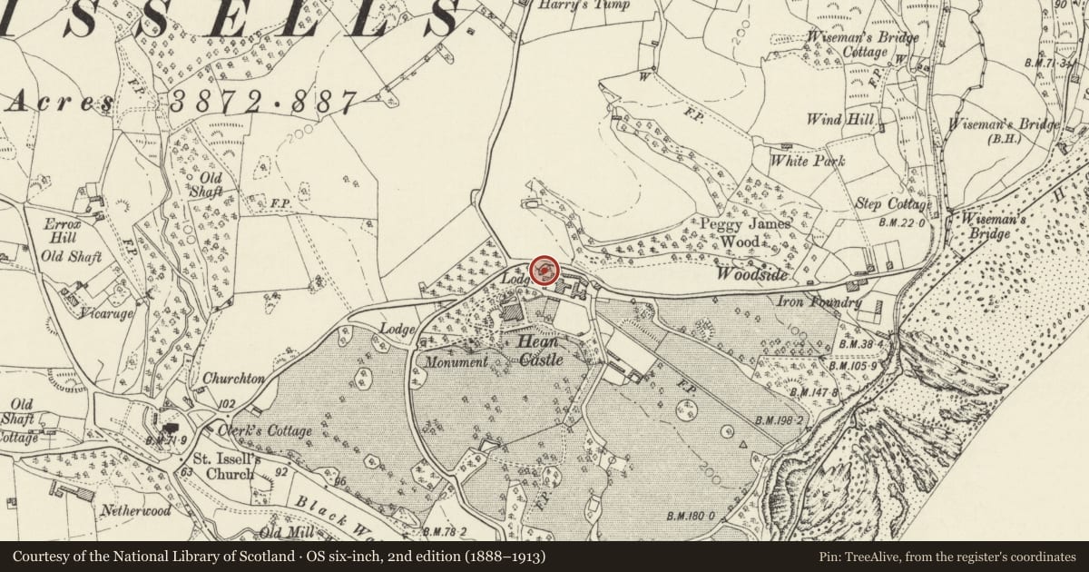 Ordnance Survey six-inch map, 2nd edition (1888–1913) covering the location of Gate Lodge, Saundersfoot, Pembrokeshire, with a pin at the register's coordinates