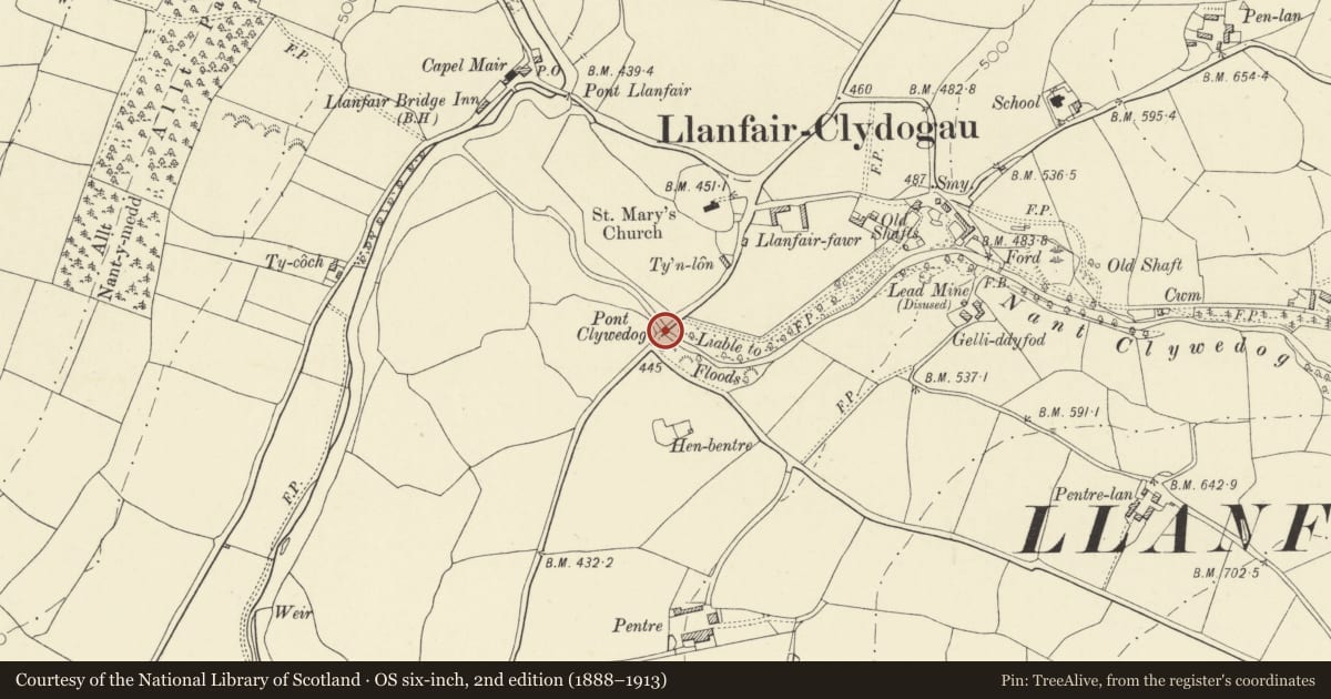 Ordnance Survey six-inch map, 2nd edition (1888–1913) covering the location of Pont Clywedog, Llanfair Clydogau, Ceredigion, with a pin at the register's coordinates