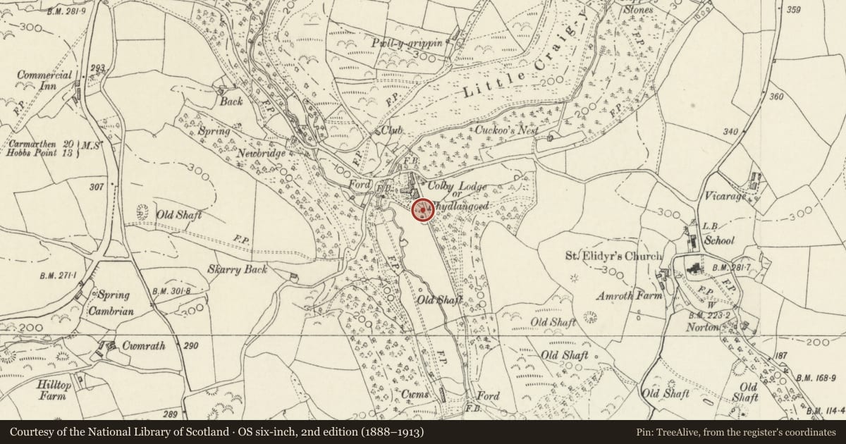 Ordnance Survey six-inch map, 2nd edition (1888–1913) covering the location of Former Sion Gates (Upper pair), Amroth, Pembrokeshire, with a pin at the register's coordinates
