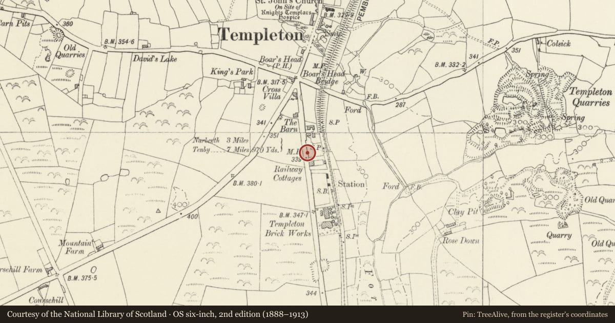 Ordnance Survey six-inch map, 2nd edition (1888–1913) covering the location of Milepost South of Templeton Village, Pembrokeshire, with a pin at the register's coordinates