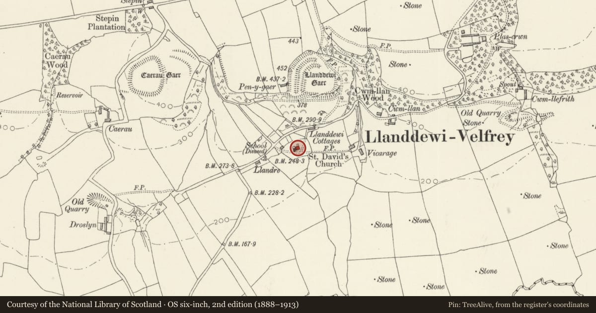 Ordnance Survey six-inch map, 2nd edition (1888–1913) covering the location of St. David's Parish Church, Llanddewi Velfrey, Pembrokeshire, with a pin at the register's coordinates