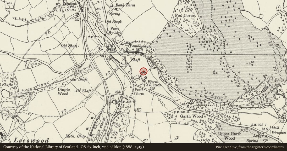 Ordnance Survey six-inch map, 2nd edition (1888–1913) covering the location of U-shaped Range of Farm Buildings to the NW of Fferm Farmhouse, Leeswood and Pontblyddyn, Flintshire, with a pin at the register's coordinates