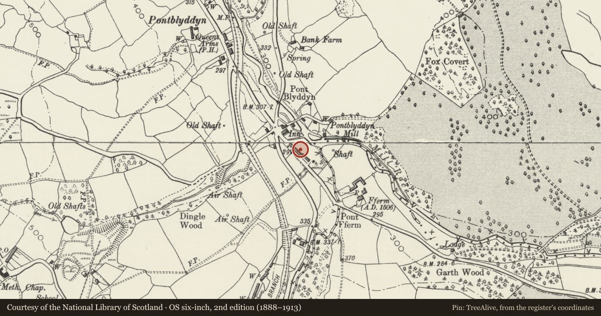 Ordnance Survey six-inch map, 2nd edition (1888–1913) covering the location of 8 Alyn Terrace, Leeswood and Pontblyddyn, Flintshire, with a pin at the register's coordinates