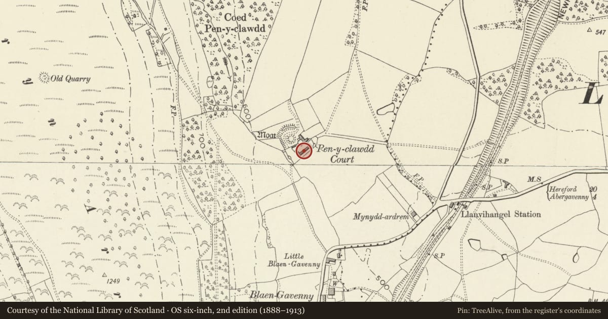 Ordnance Survey six-inch map, 2nd edition (1888–1913) covering the location of Stable and cowhouse ranges at Pen-y-Clawdd Court, Crucorney, Monmouthshire, with a pin at the register's coordinates