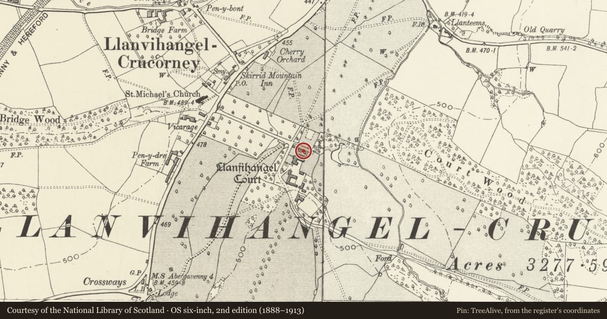 Ordnance Survey six-inch map, 2nd edition (1888–1913) covering the location of Garden Walls, Terraces and Gatepiers at Llanvihangel Court, Crucorney, Monmouthshire, with a pin at the register's coordinates