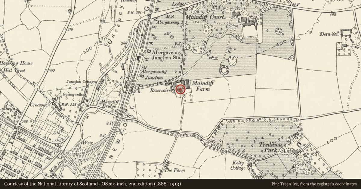 Ordnance Survey six-inch map, 2nd edition (1888–1913) covering the location of Maindiff Farmhouse, Llantilio Pertholey, Monmouthshire, with a pin at the register's coordinates