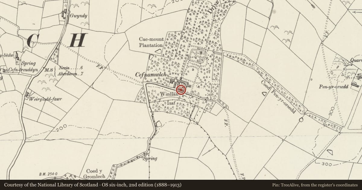 Ordnance Survey six-inch map, 2nd edition (1888–1913) covering the location of Saddlers' Cottage, Stable, Bake and Brew House Range at Cefnamwlch, Tudweiliog, Gwynedd, with a pin at the register's coordinates